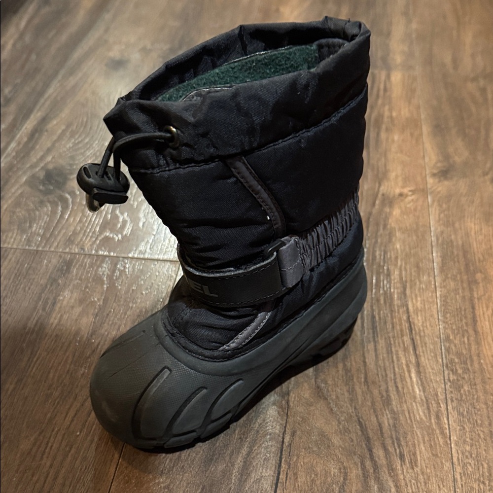 Sorel Kids Black Snow Boots - Picture 2 of 6